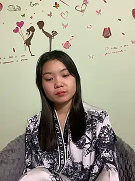 Maeve2k5 online show from December 14, 4:01 am
