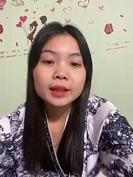 Maeve2k5 online show from December 19, 3:40 am