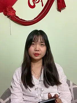 Maeve2k5 online show from February 17, 1:10 pm