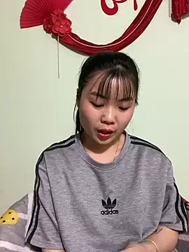 Maeve2k5 online show from March 20, 1:48 pm