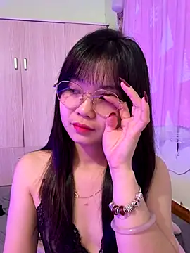 Maeve2k5 online show from October 3, 2:41 am