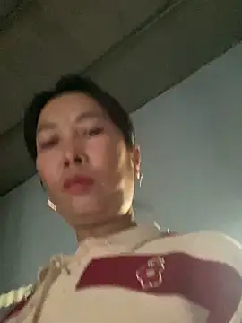 Linaannn online show from December 19, 2:29 am