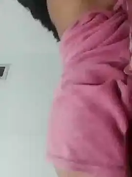 brunalinio online show from December 17, 8:43 pm