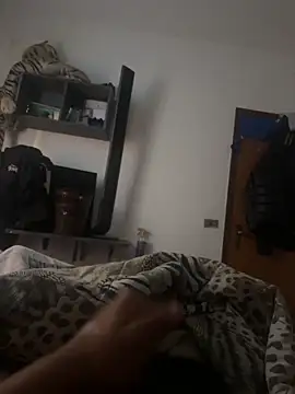 Lilyassjdhz online show from May 14, 1:07 pm