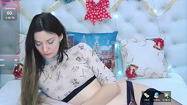 VioletUmi online show from December 15, 11:34 am