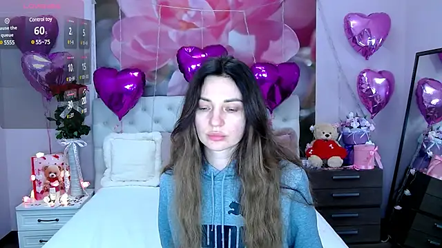 VioletUmi online show from February 9, 8:44 am