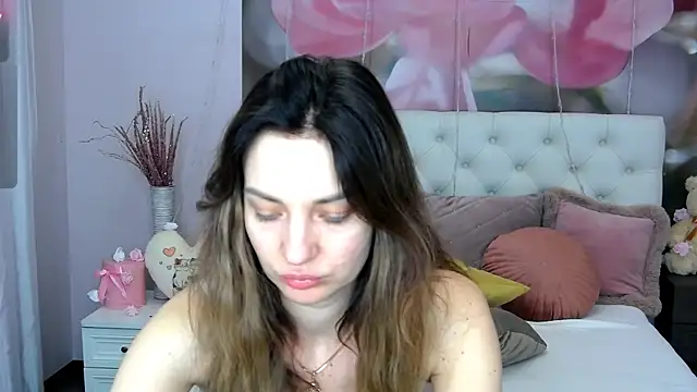 VioletUmi online show from February 28, 8:09 am