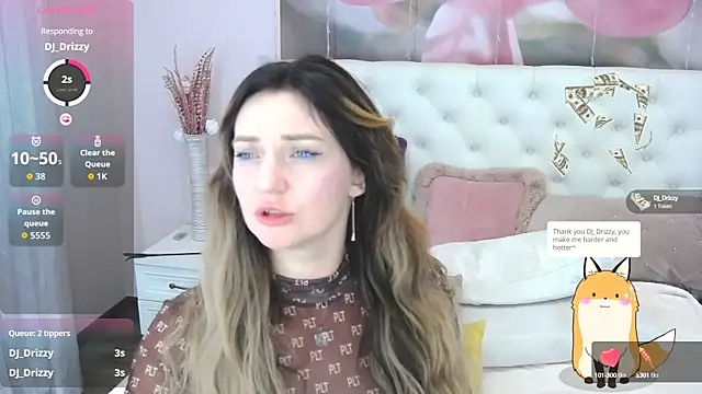 VioletUmi online show from September 25, 9:35 am