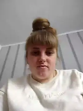 CoddessCrystal online show from January 15, 8:51 am