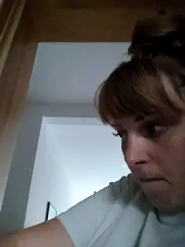 Snapshot of CoddessCrystal chatting on September 29, 8:41 am CoddessCrystal online show from September 29, 8:41 am