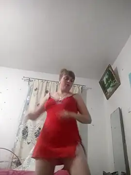 Snapshot of CoddessCrystal chatting on November 8, 4:45 am CoddessCrystal online show from November 8, 4:45 am