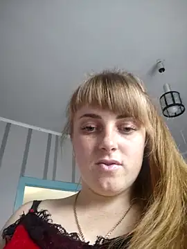 Snapshot of CoddessCrystal chatting on November 12, 8:59 am CoddessCrystal online show from November 12, 8:59 am