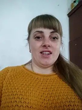 Snapshot of CoddessCrystal chatting on November 28, 7:11 am CoddessCrystal online show from November 28, 7:11 am