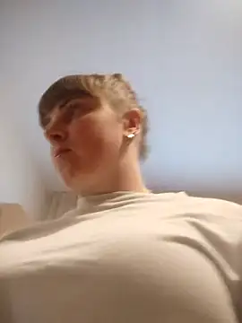 CoddessCrystal online show from March 5, 6:42 am