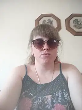 CoddessCrystal online show from June 13, 1:42 pm