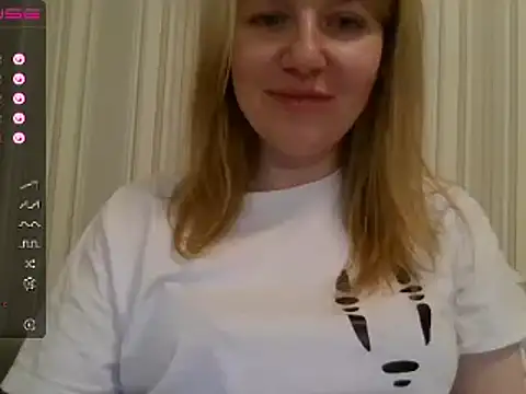 urbadkitty online show from December 24, 7:44 pm