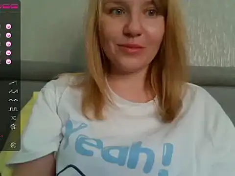 urbadkitty online show from March 17, 7:02 am