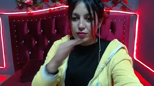 Melani cute02 online show from January 22, 11:12 am
