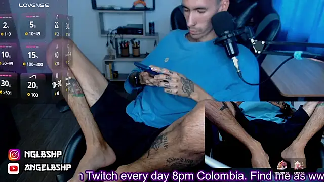  kyleowens  online show from January 4, 8:48 pm