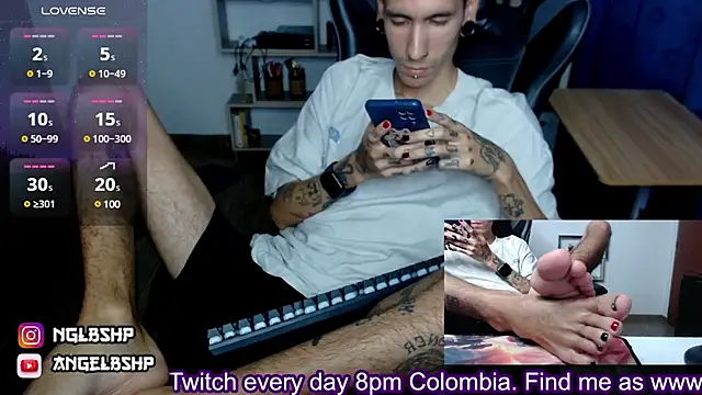  kyleowens  online show from January 19, 11:21 pm