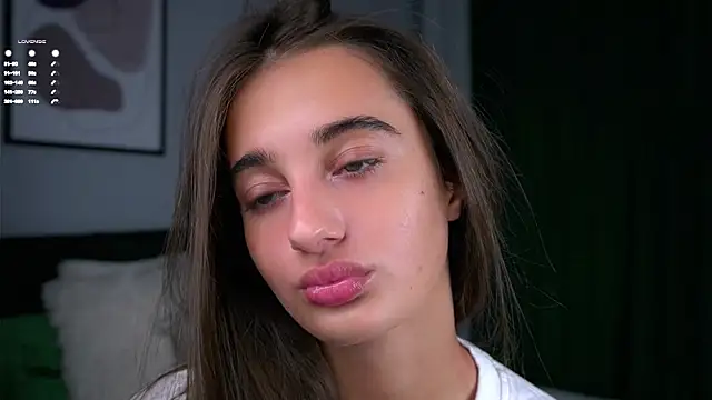 PiquingOgalala online show from October 20, 12:55 am