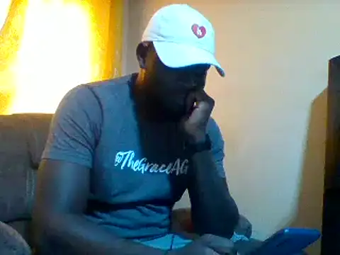 Snapshot of ClinDi chatting on October 10, 8:46 am ClinDi online show from October 10, 8:46 am