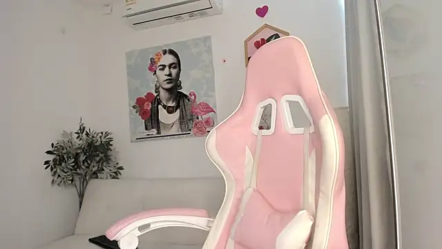 aleja rythm online show from February 22, 7:58 pm