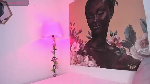 Snapshot of aleja_rythm chatting on December 18, 7:42 pm aleja rythm online show from December 18, 7:42 pm