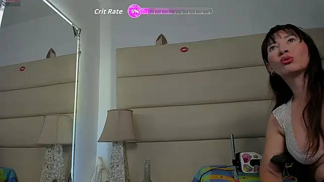 Snapshot of avatomas_02 chatting on November 13, 3:27 am avatomas 02 online show from November 13, 3:27 am