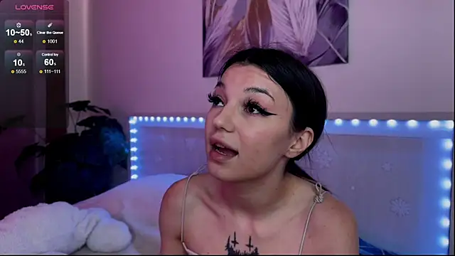 Snapshot of Veronica_leal chatting on July 18, 9:35 am Veronica leal online show from July 18, 9:35 am