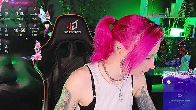  HelenCarter online show from January 6, 8:39 pm