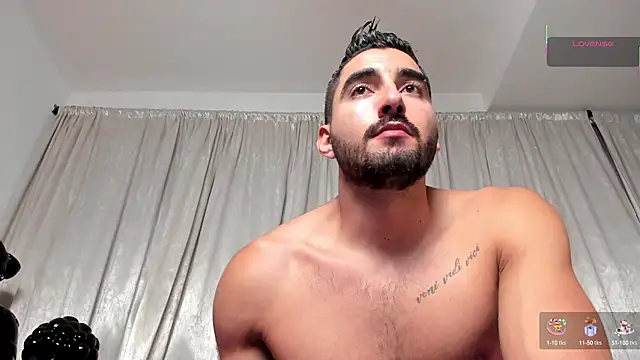 Snapshot of Joao_Batista_Oficial chatting on October 12, 5:06 am Joao Batista Oficial online show from October 12, 5:06 am