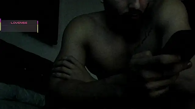 Snapshot of Joao_Batista_Oficial chatting on December 4, 9:12 pm Joao Batista Oficial online show from December 4, 9:12 pm