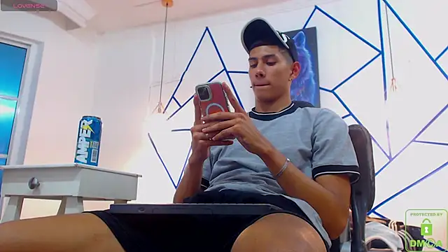 Valerio 20 online show from December 17, 8:10 pm