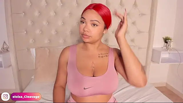Eloisa cleavage  online show from January 8, 11:10 am