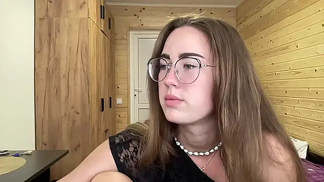 luxie milady online show from June 10, 11:31 am