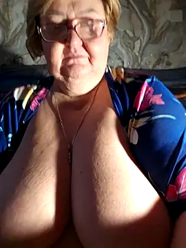 Awn290668 online show from November 4, 5:28 am