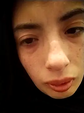 Snapshot of Mayer_09 chatting on January 5, 1:45 am Mayer 09 online show from January 5, 1:45 am