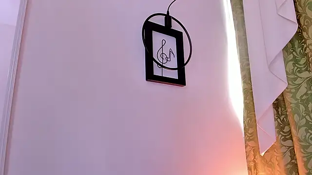 dilan scootk  online show from January 12, 7:41 pm