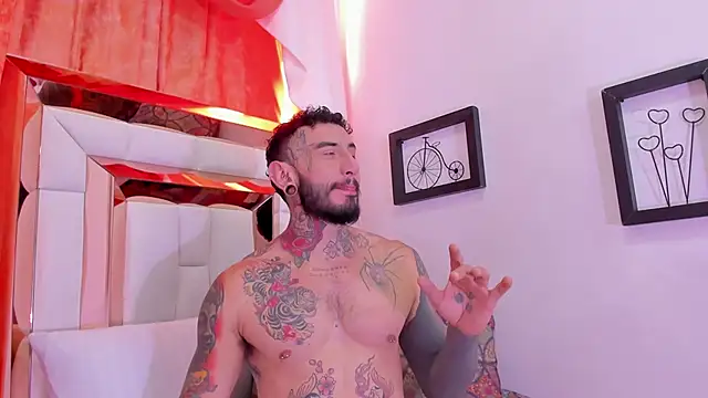 Snapshot of dilan_scootk_ chatting on May 20, 7:42 pm dilan scootk online show from May 20, 7:42 pm