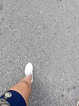 Snapshot of carlajames_ chatting on March 22, 4:43 pm carlajames online show from March 22, 4:43 pm