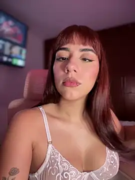 veronicaapink online show from October 2, 11:45 pm