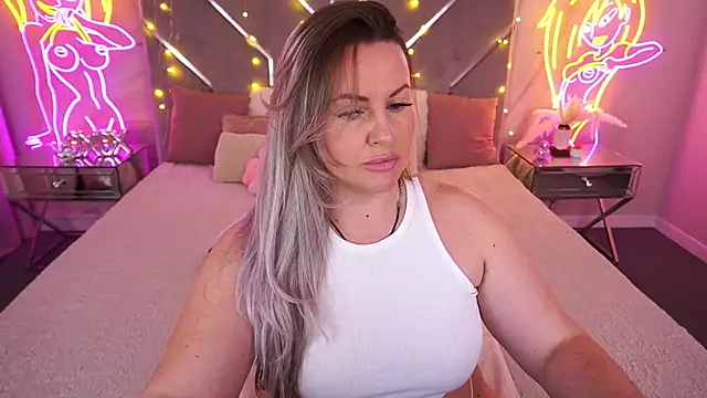KiraCandyS online show from April 29, 7:53 pm