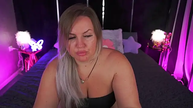 KiraCandyS online show from June 9, 8:42 pm