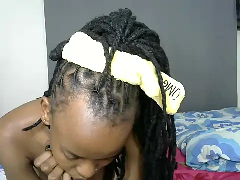 pretty betty online show from March 17, 7:37 pm