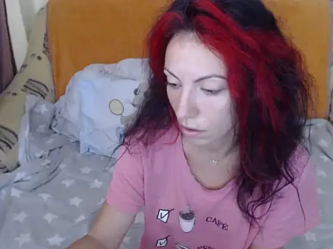 Snapshot of Emmatoo chatting on September 11, 8:03 am Emmatoo online show from September 11, 8:03 am