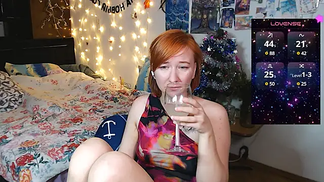 Snapshot of licentia__poetica chatting on January 1, 5:11 am licentia poetica online show from January 1, 5:11 am