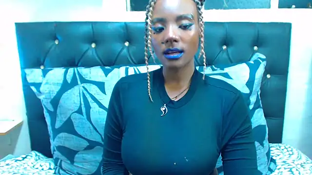 Snapshot of SAVAGExBOO chatting on December 16, 11:39 pm SAVAGExBOO online show from December 16, 11:39 pm