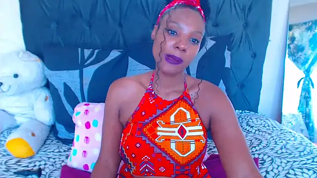 Snapshot of SAVAGExBOO chatting on January 19, 10:50 am SAVAGExBOO online show from January 19, 10:50 am