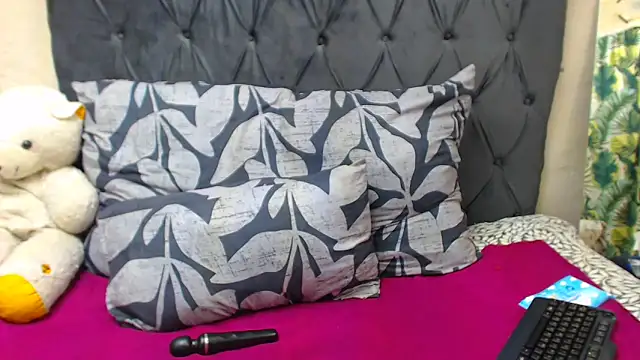 Snapshot of SAVAGExBOO chatting on January 25, 3:09 am SAVAGExBOO online show from January 25, 3:09 am